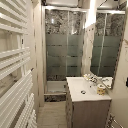 Sienemia, Mansarda A 5 Minuti Da Porta Susa E Piazza Statuto Lejlighed *